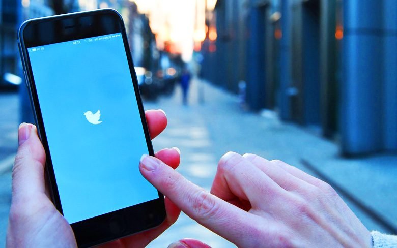 White Supremacist Sue Twitter