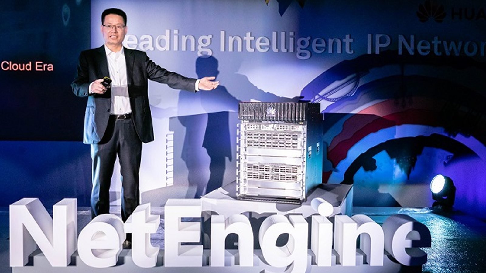 Huawei NetEngine 8000 Series