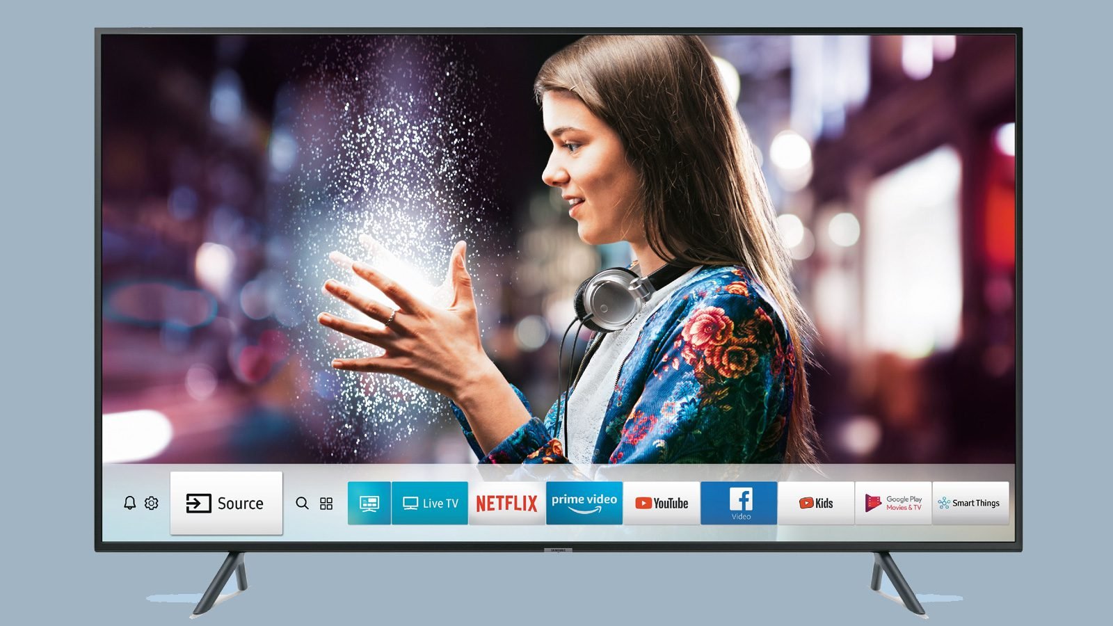 Smart TV 108 cm. Смарт телевизор с Алисой. Thomson смарт ТВ логотип. Реклама по телевизору смарт плюс сейчас девушка.