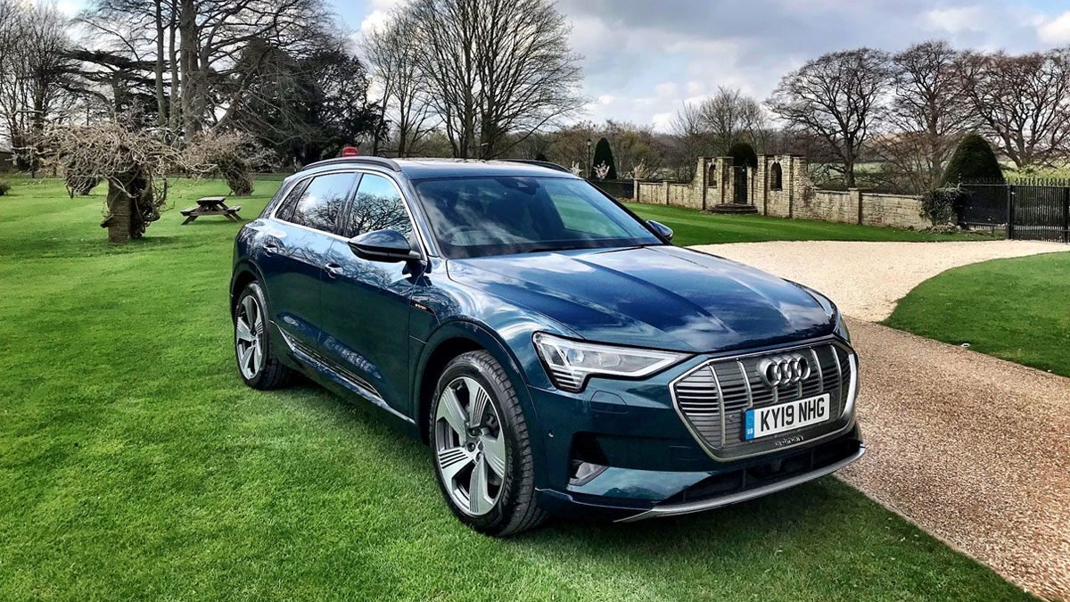 Audi etron SUV