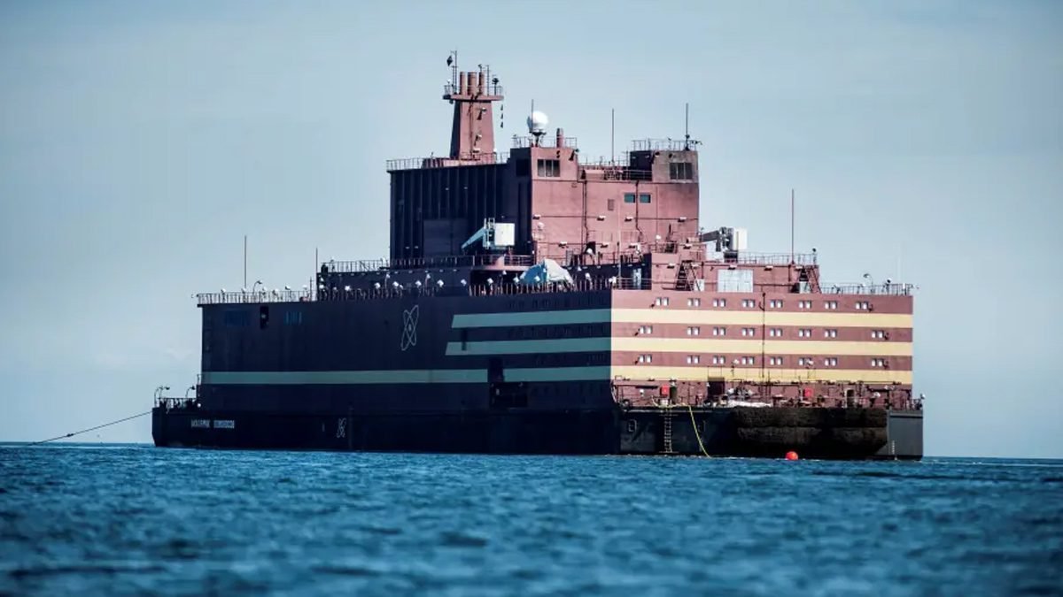 Floating Nuclear Reactor