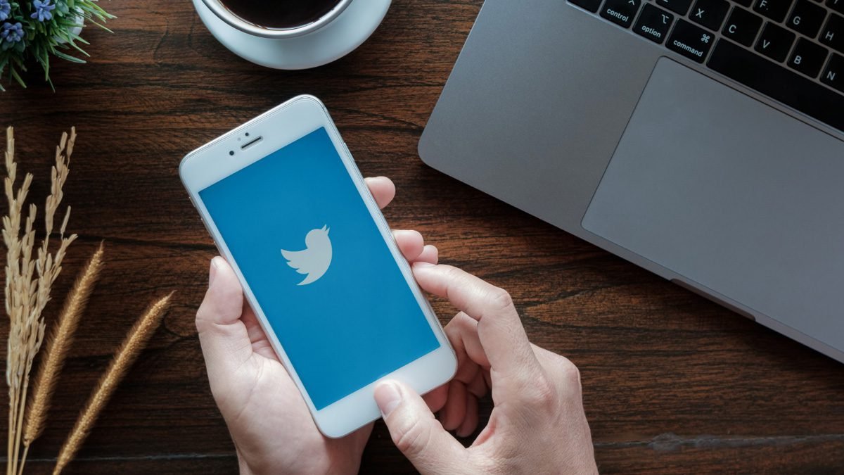 Twitter is working on bringing the iOS compose pop-out button to Android