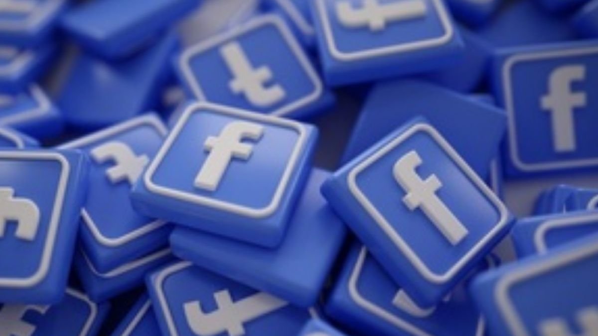 Facebook Pile Of 3D Logos