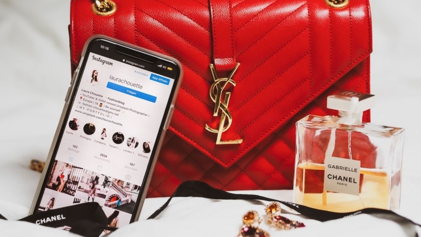 Instagram Shopping Purse