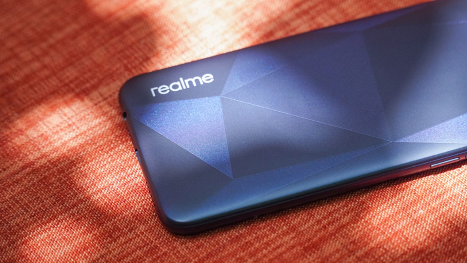 Realme to launch the GT Master Edition, made in collab with Fukasawa