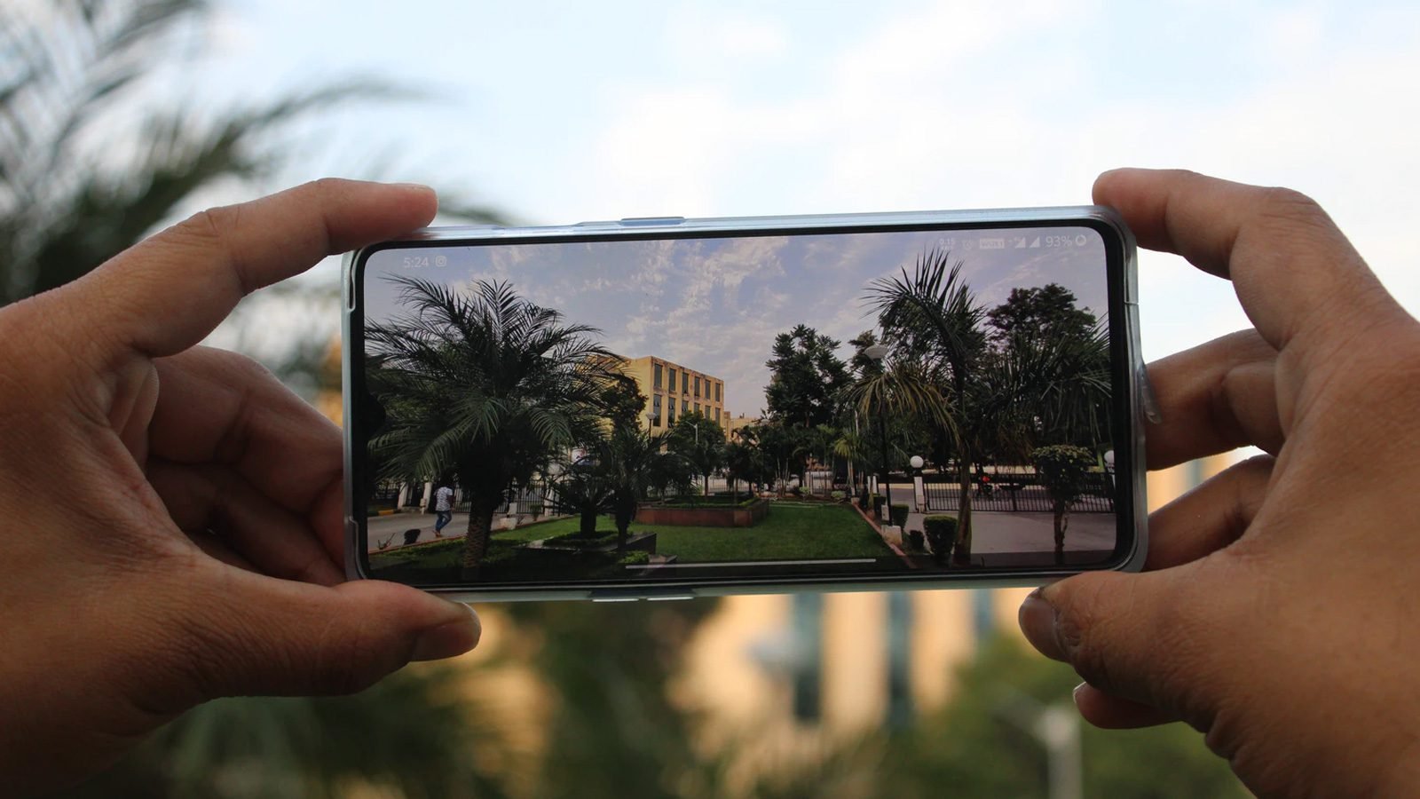 AI Night Mode: 7 Smart Ways Budget Phones Win in Low Light