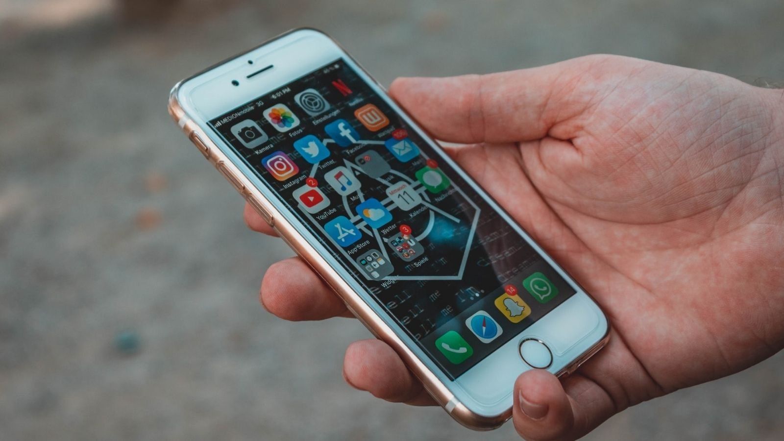 Apple Apps On The iPhone Screen