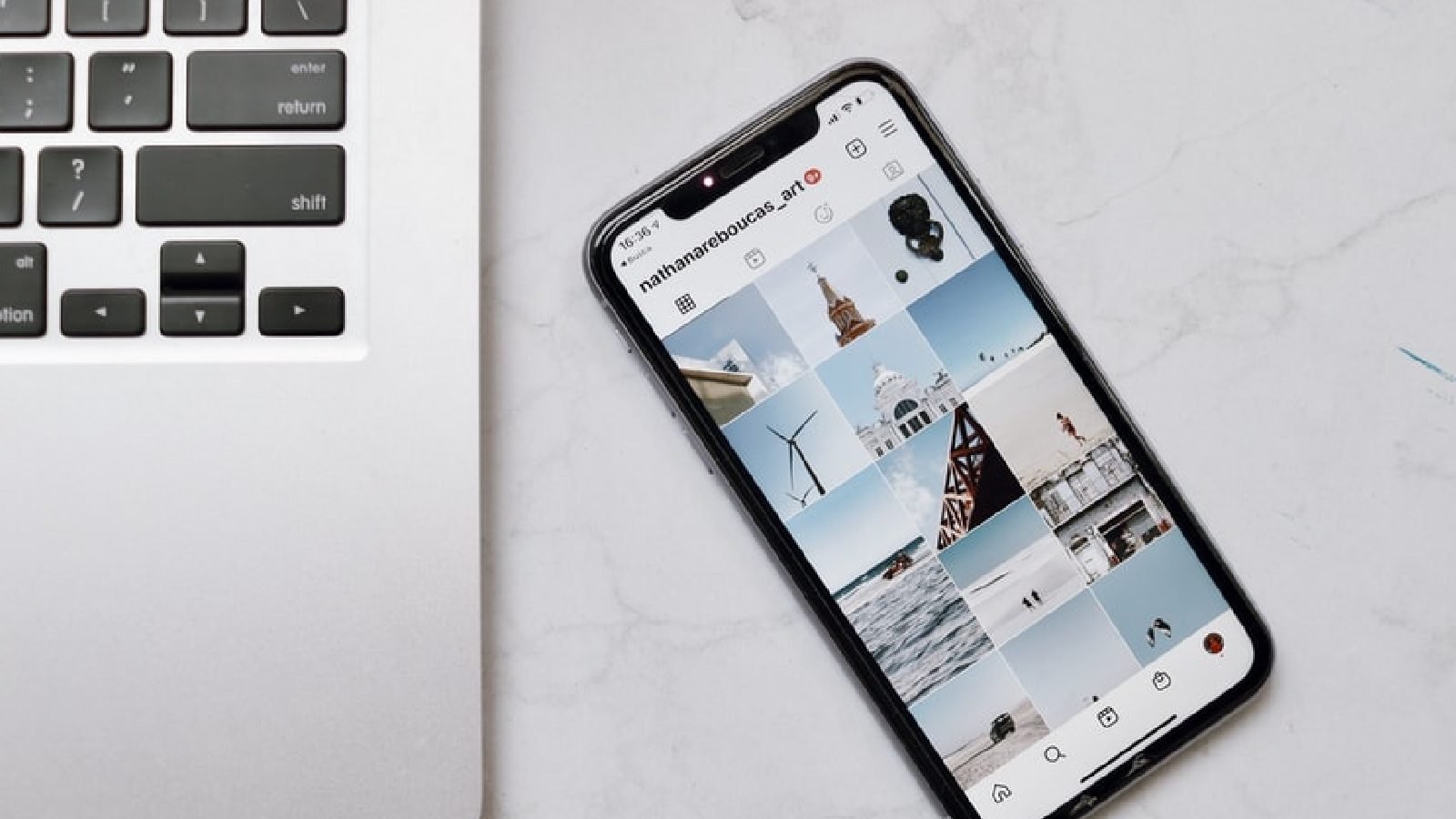 Instagram Paid Badges