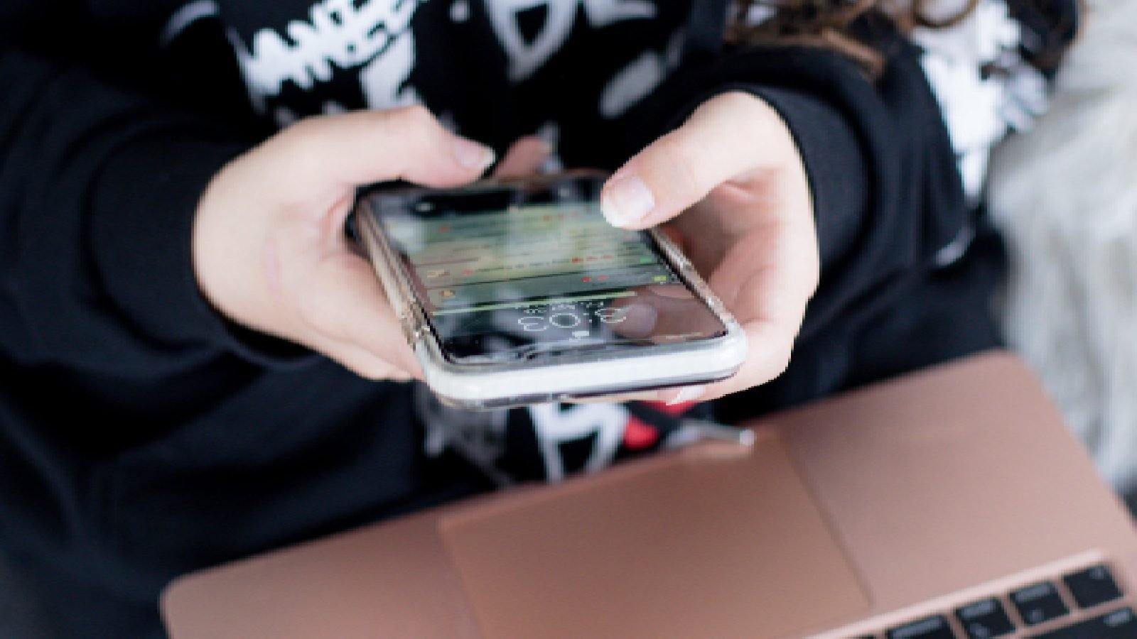 Douyin Search and Apple siri