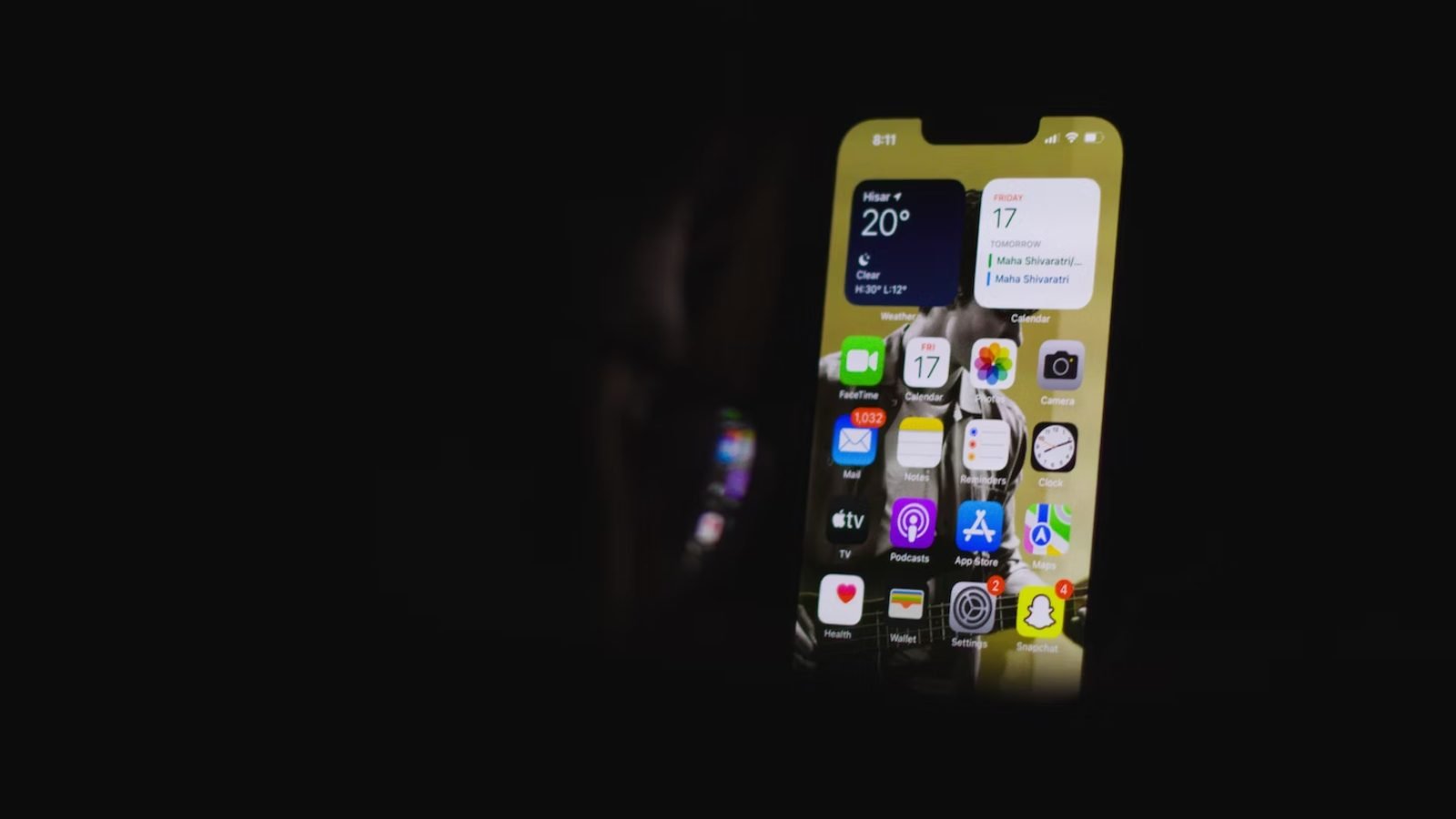 iPhone 14 Restarts Automatically