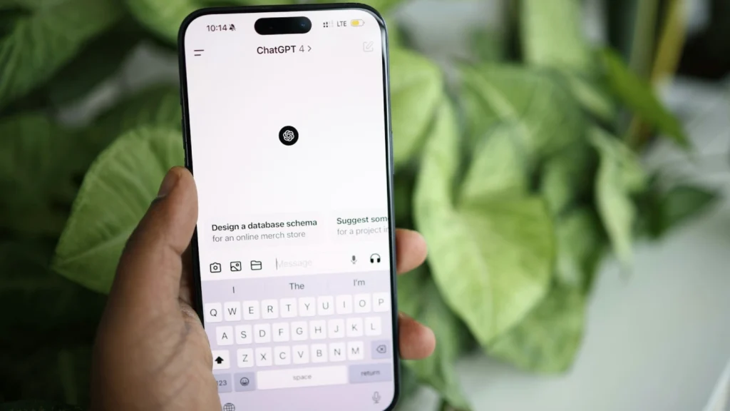 ChatGPT in Apple mobile