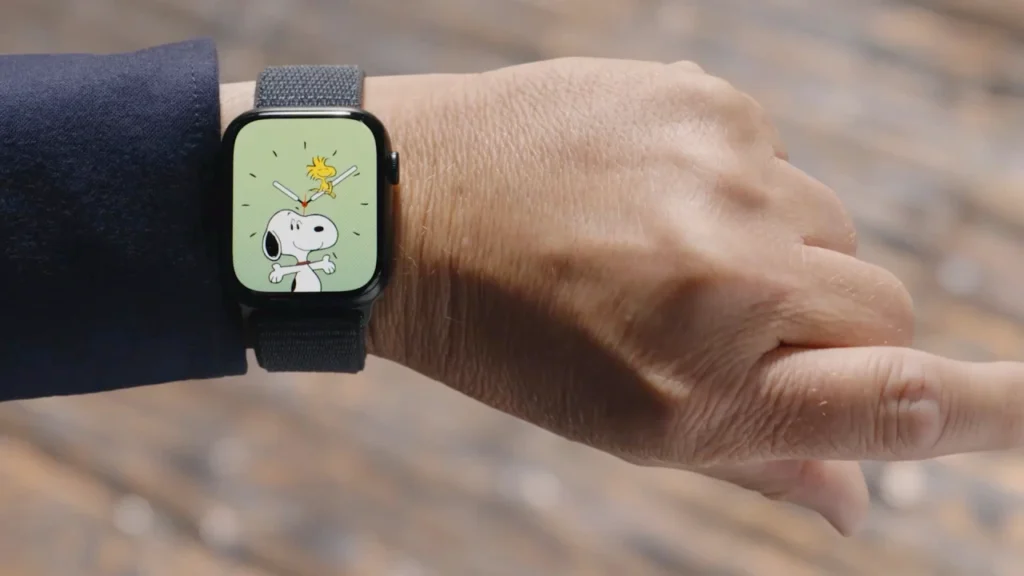 Apple watch Apple Watch on hand